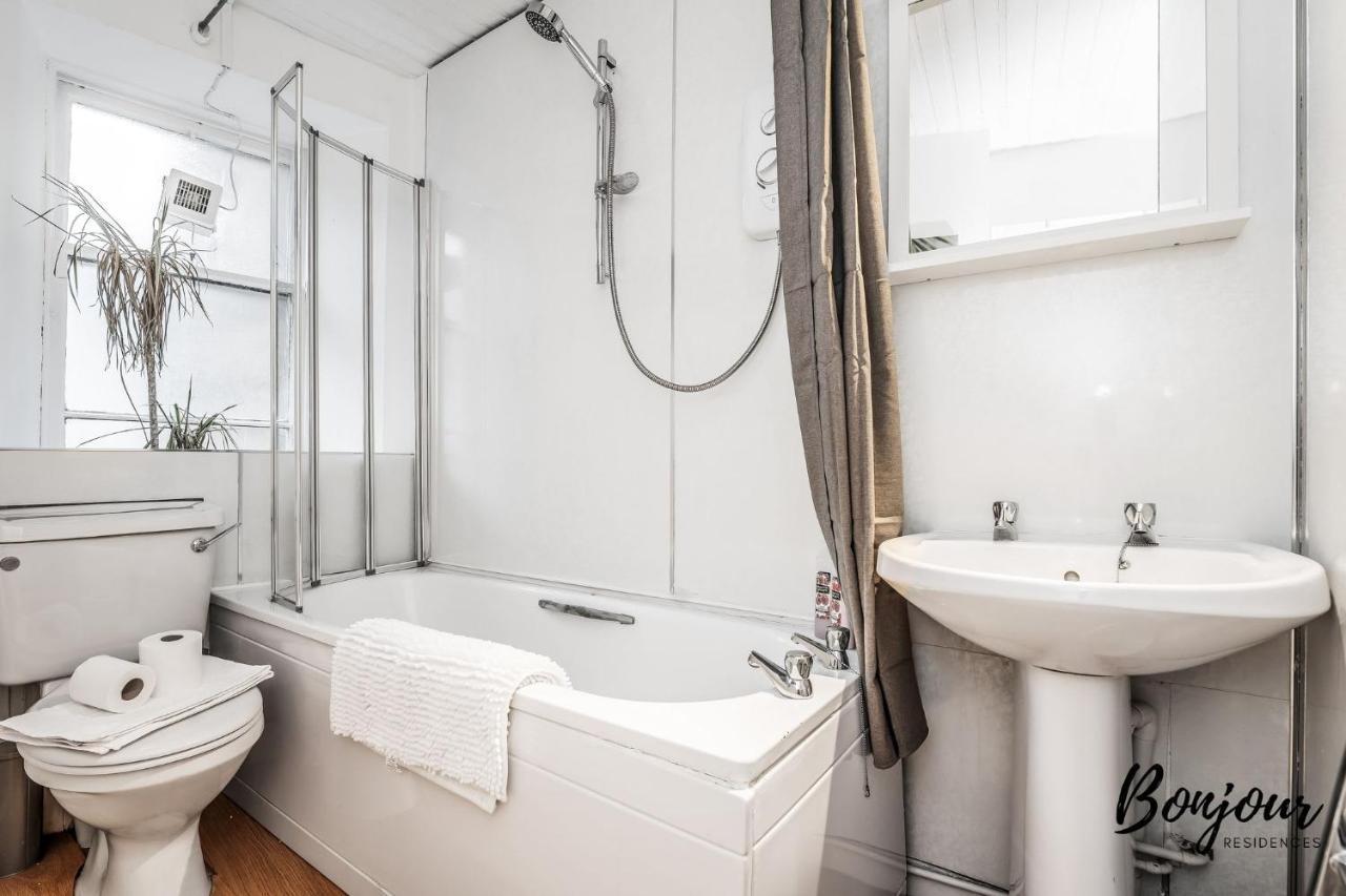 Cosy Grassmarket 2Br-1Ba - Newly Decorated! By Bonjour Residences Edinburgh Ngoại thất bức ảnh
